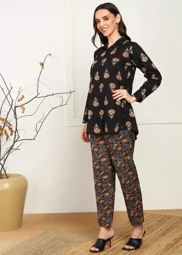 Brown_Floral_Print_Co_Ord_Set_With_Long_Sleeves_And_Patterned_Pants_For_Women