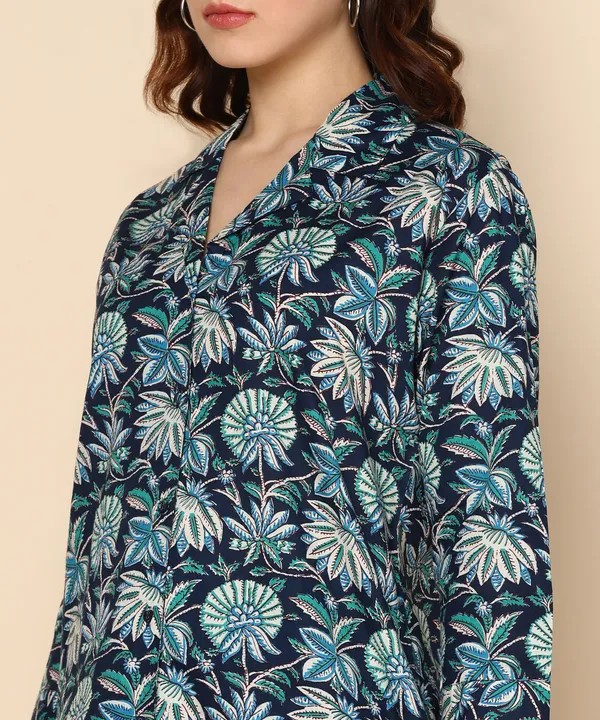 Blue_And_Black_Floral_Print_Night_Suit_Set_For_Women