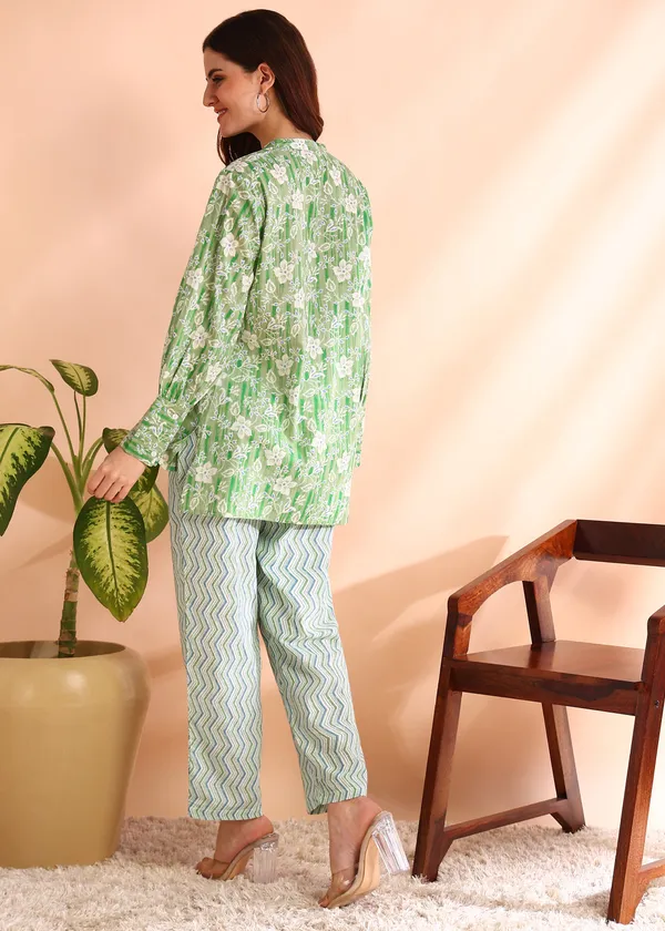 Pista_Green_Printed_Cotton_Nightwear_Set_For_Women
