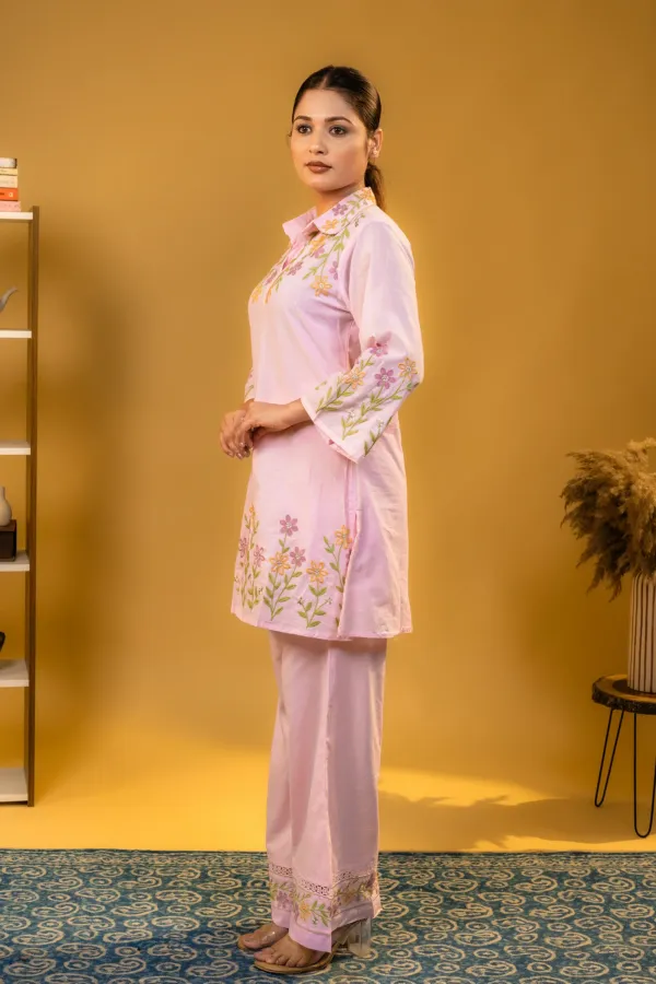 Pink_Plazzo_Co-Ord_Set_with_thread_Work