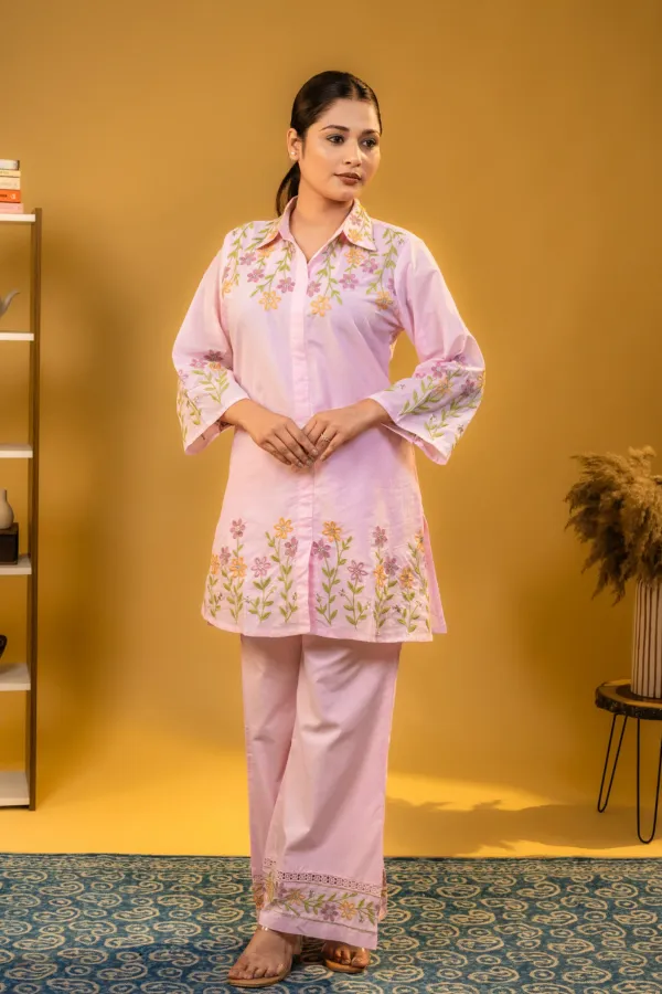 Pink_Plazzo_Co-Ord_Set_with_thread_Work