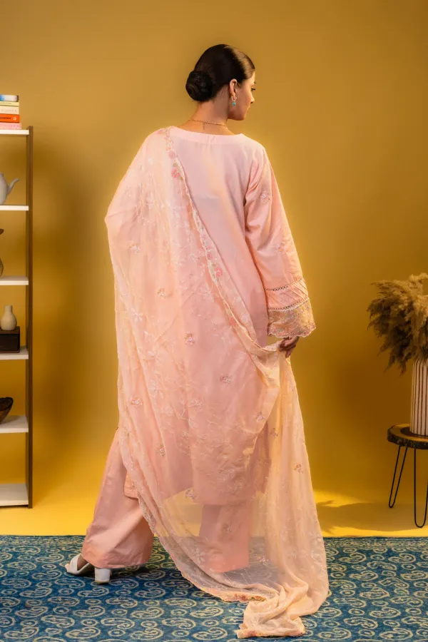 Peach_Palazzo_Suit_with_Cutwork_Lace_Detailing_and_Elegant_Embroidery