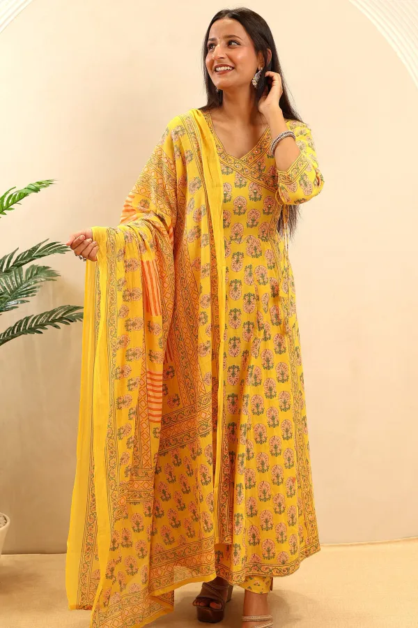 Yellow_Cotton_Anarkali_For_Women