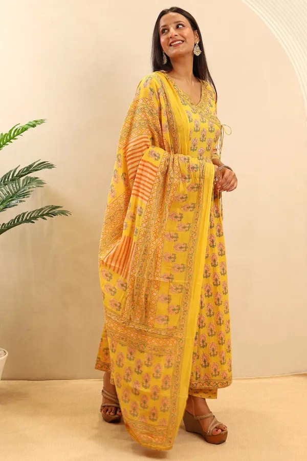 Yellow_Cotton_Anarkali_For_Women