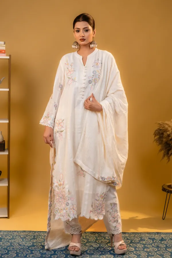 Cream_Straight_Suit_with_Thread_work_and_botton_work