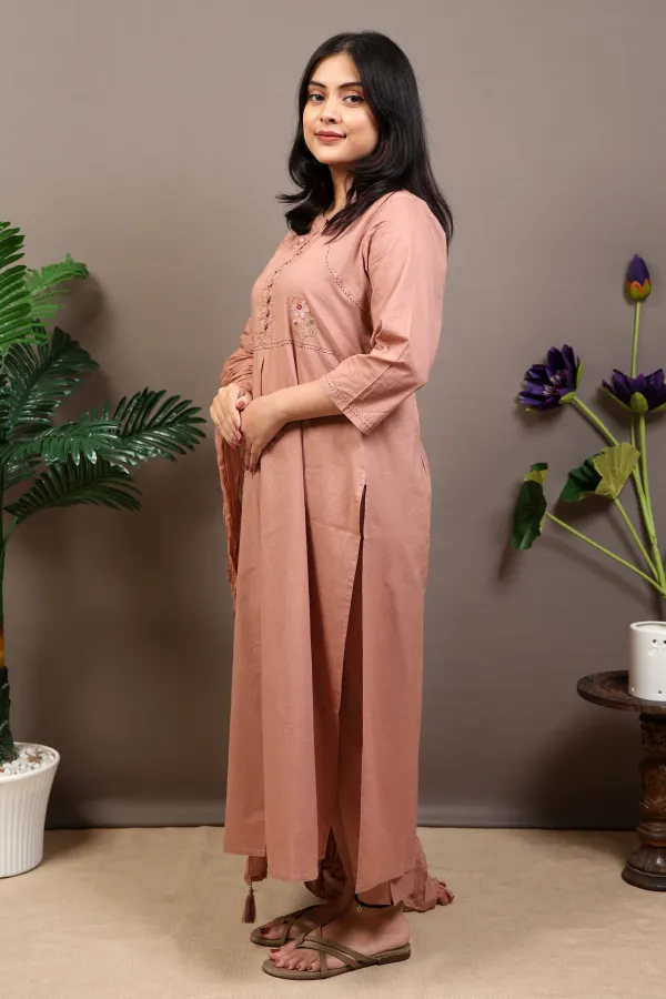 Short_Gown_Thread_Work_With_Cotton_Dupatta