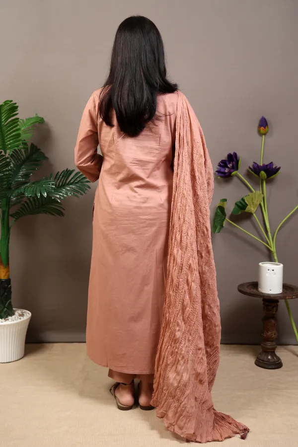 Short_Gown_Thread_Work_With_Cotton_Dupatta