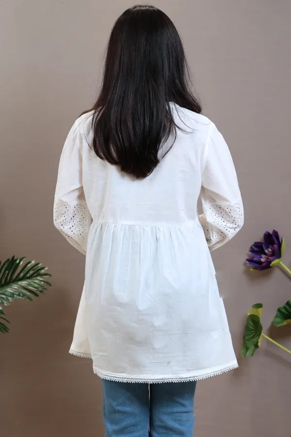 Single_White_Kurti_With_Cutwork_And_Handwork