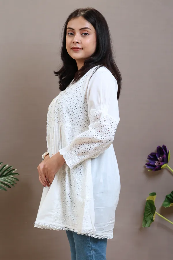 Single_White_Kurti_With_Cutwork_And_Handwork
