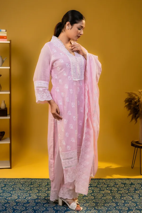 Pink_Mul_Cotton_Plazzo_Suit_with_Chickankari_work_for_Women