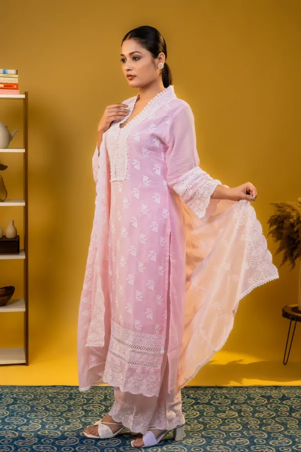 Pink_Mul_Cotton_Plazzo_Suit_with_Chickankari_work_for_Women