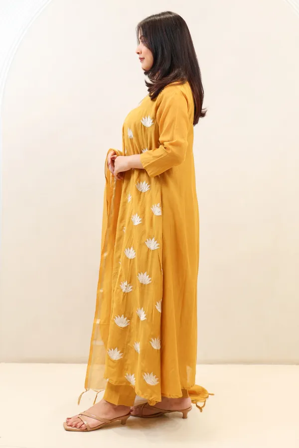 Printed_Frock_Suit_With_Cotton_Printed_Dupatta
