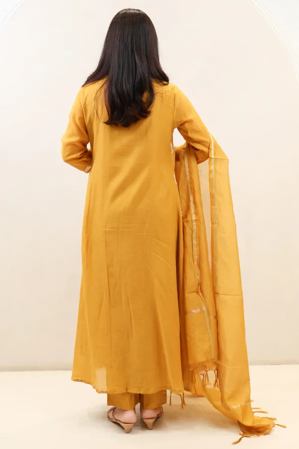 Printed_Frock_Suit_With_Cotton_Printed_Dupatta