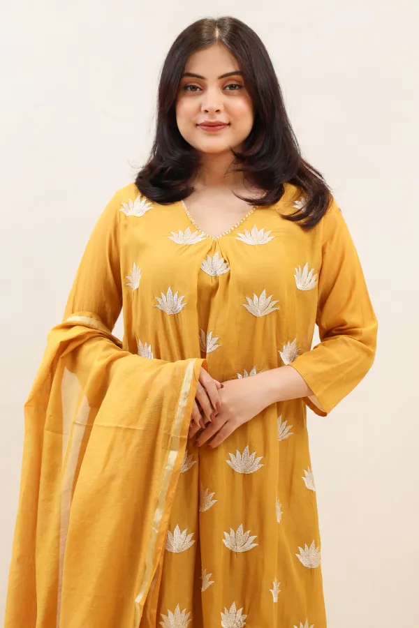 Printed_Frock_Suit_With_Cotton_Printed_Dupatta