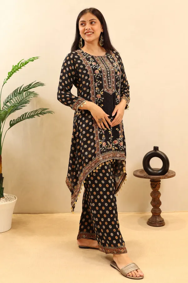 Black_Muslin_Kaftan_Suit_For_Women