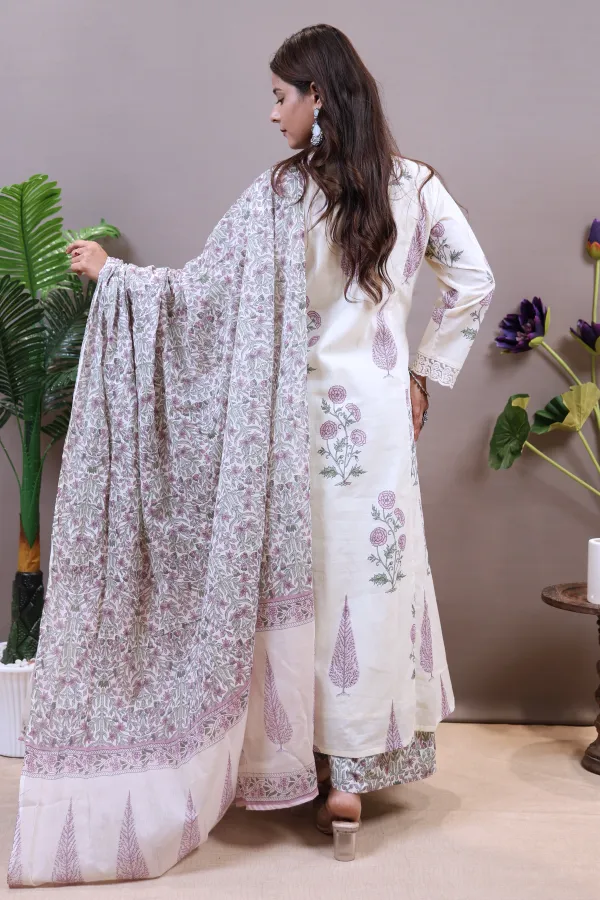 Printed_Anarkali_Frock_With_Cotton_Dupatta