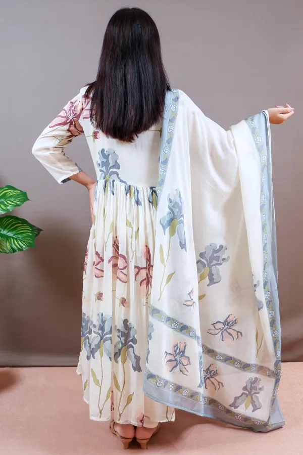 Anarkali_Frock_With_Mul_Cotton_Dupatta