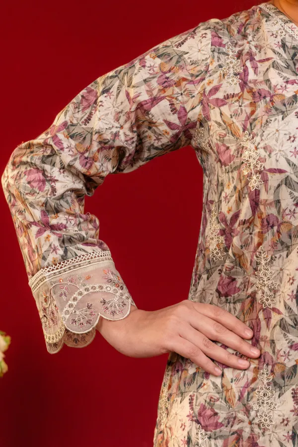 Yellow_Lawn_Cotton_Daily_wear_Suit_Printed_with_Lace_Work
