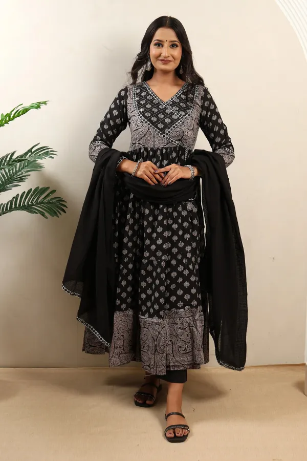Black_Anarkali_Frock_With_Cotton_Dupatta