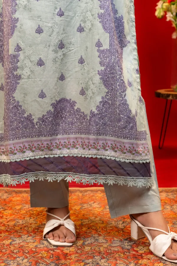 Light_Green_Lawn_Cotton_Daily_wear_Suit_Printed_with_Lace_Work