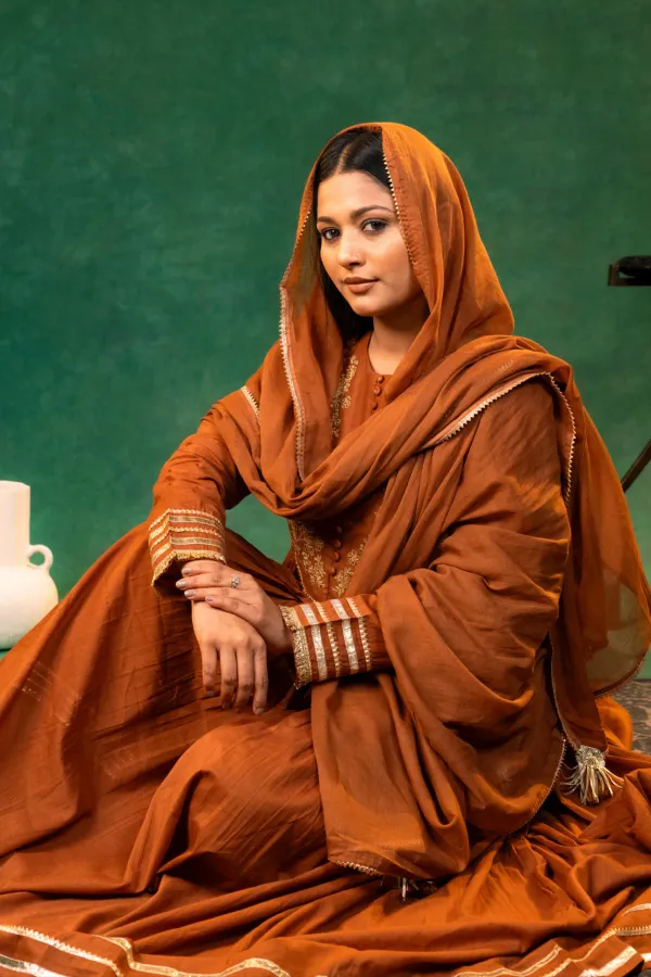 Brown_Mul_Cotton_Anarkali_With_Embroidered_Neck_and_Lace_work