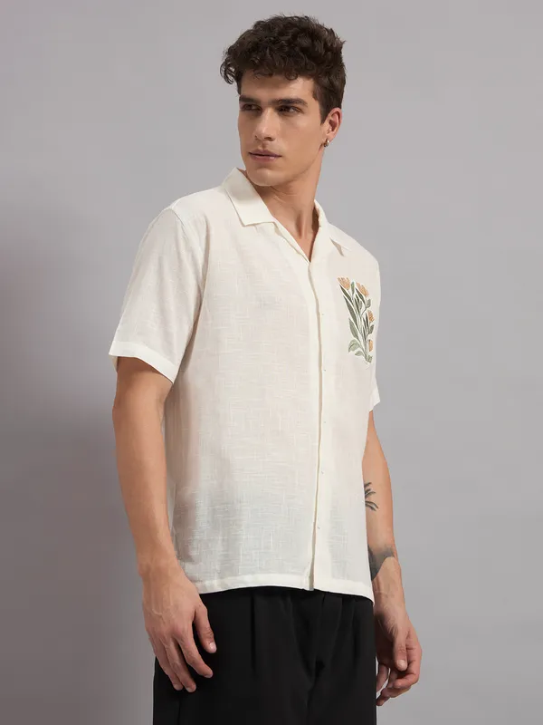 White_Organic_Cotton_Textured_Botanical_Embroidered_Relaxed_Fit_Shirt_For_Men