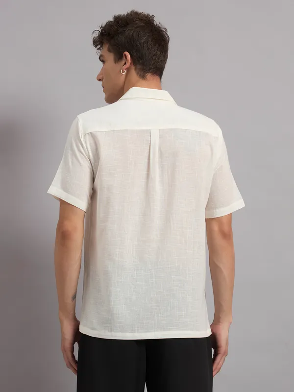 White_Organic_Cotton_Textured_Palm_Embroidered_Relaxed_Shirt_For_Men