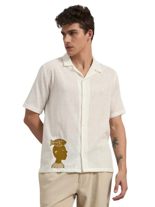 Cream_Organic_Cotton_Camp_Collar_Graphic_Print_Relaxed_Fit_Shirt_For_Men