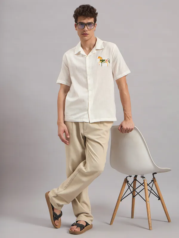 White_Organic_Cotton_Embroidered_Casual_Short_Sleeve_Shirt_For_Men