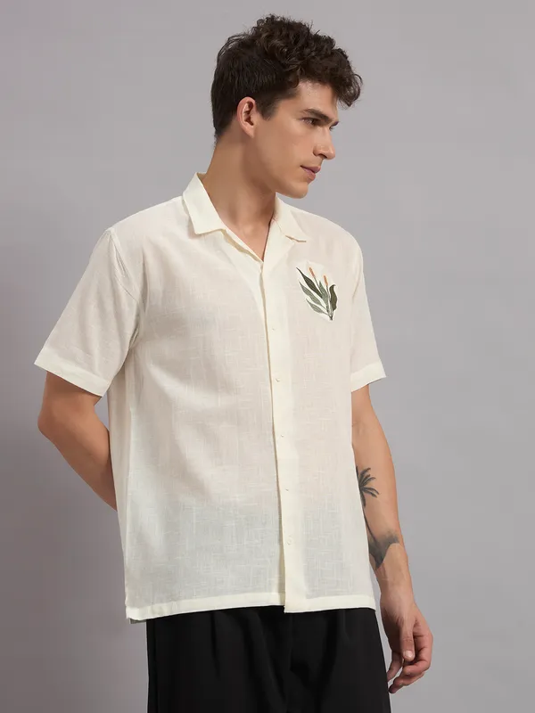 Cream_Organic_Cotton_Embroidered_Camp_Collar_Relaxed_Short_Sleeve_Shirt_For_Men