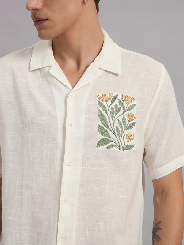 White_Organic_Cotton_Textured_Botanical_Embroidered_Relaxed_Fit_Shirt_For_Men