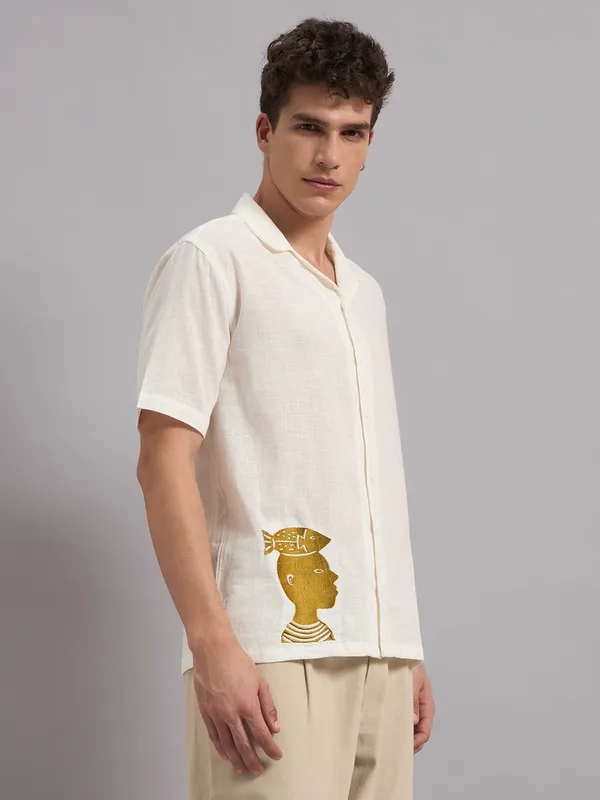 Cream_Organic_Cotton_Camp_Collar_Graphic_Print_Relaxed_Fit_Shirt_For_Men
