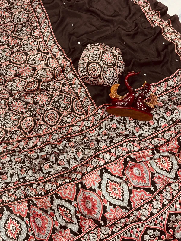 Brown_Silk_Kalamkari_Print_Saree_For_Women