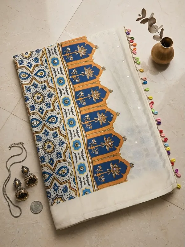 Off_White_Cotton_Silk_Embroidered_Saree_For_Women