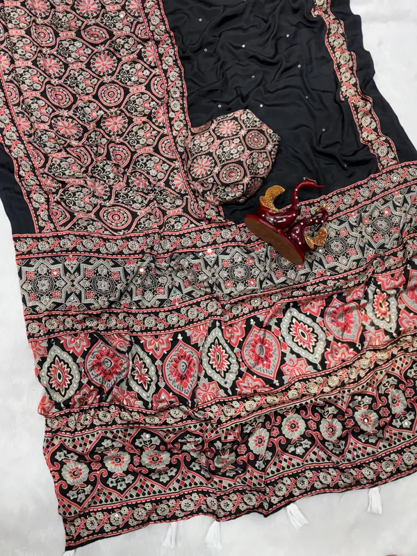 Black_Silk_Georgette_Floral_Embroidered_Saree_For_Women