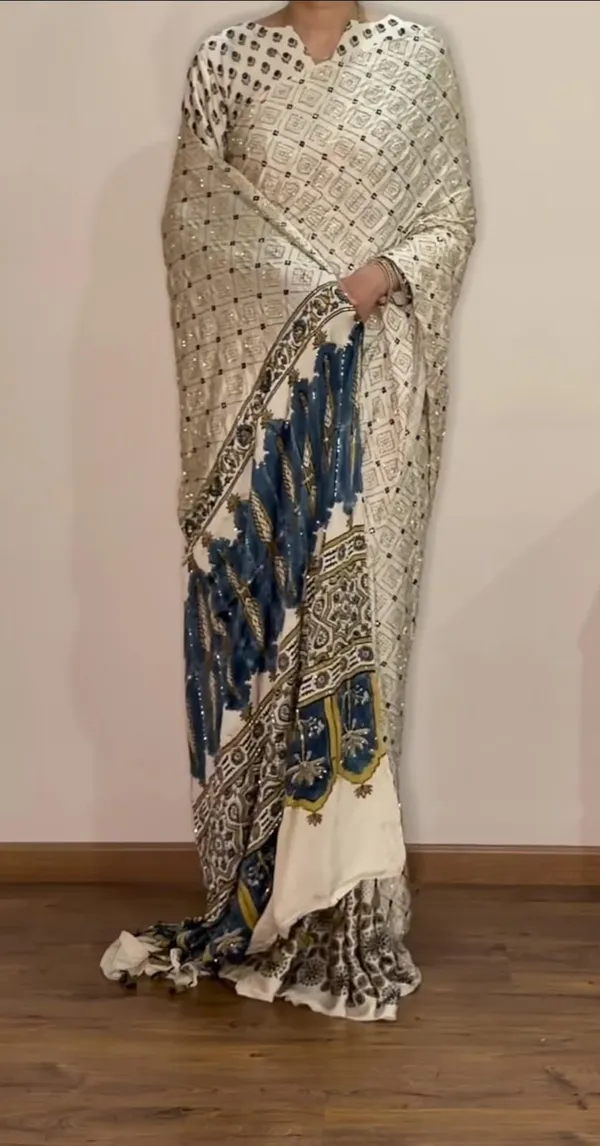 Off_White_Cotton_Silk_Embroidered_Saree_For_Women