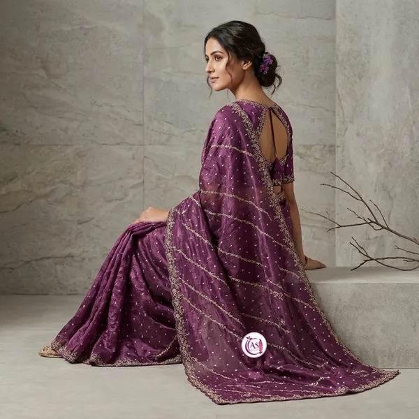 Purple_Silk_Embroidered_Saree_With_Blouse_For_Women