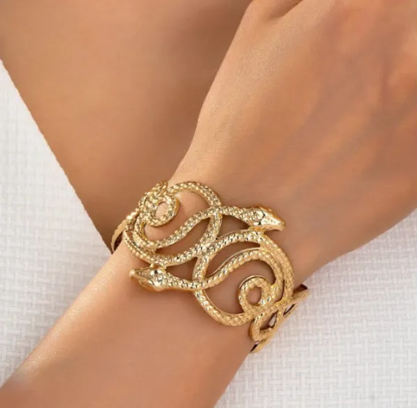 Gold-Toned_Snake_Bracelet_For_Women
