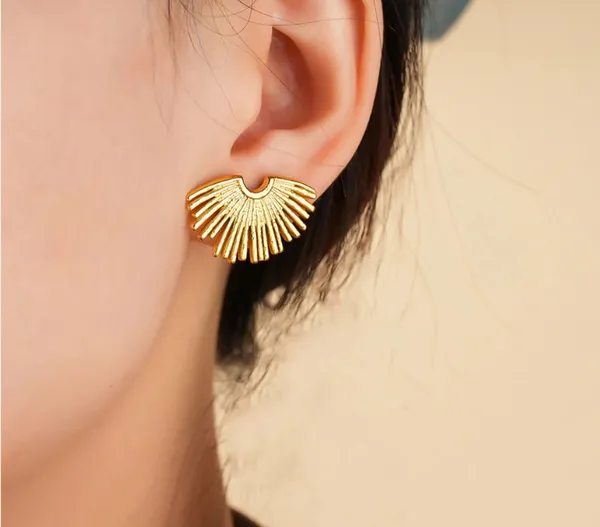 Gold-Toned_Fan-Shaped_Statement_Stud_Earrings