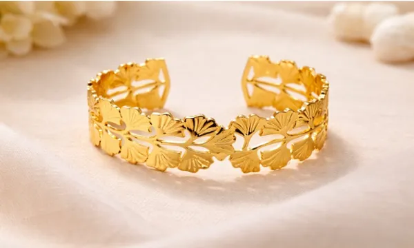 18K_Gold_Plated_Leaf_Design_Stainless_Steel_Bracelet_For_Women