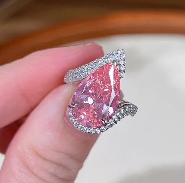 Luxury_Pink_Teardrop_Crystal_Statement_Ring__Silver_Plated_Anti-Tarnish