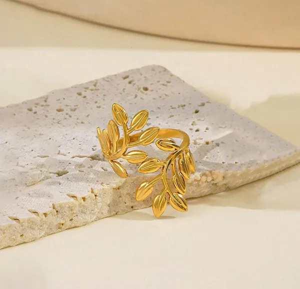 Golden_Leaf_Design_Adjustable_Ring