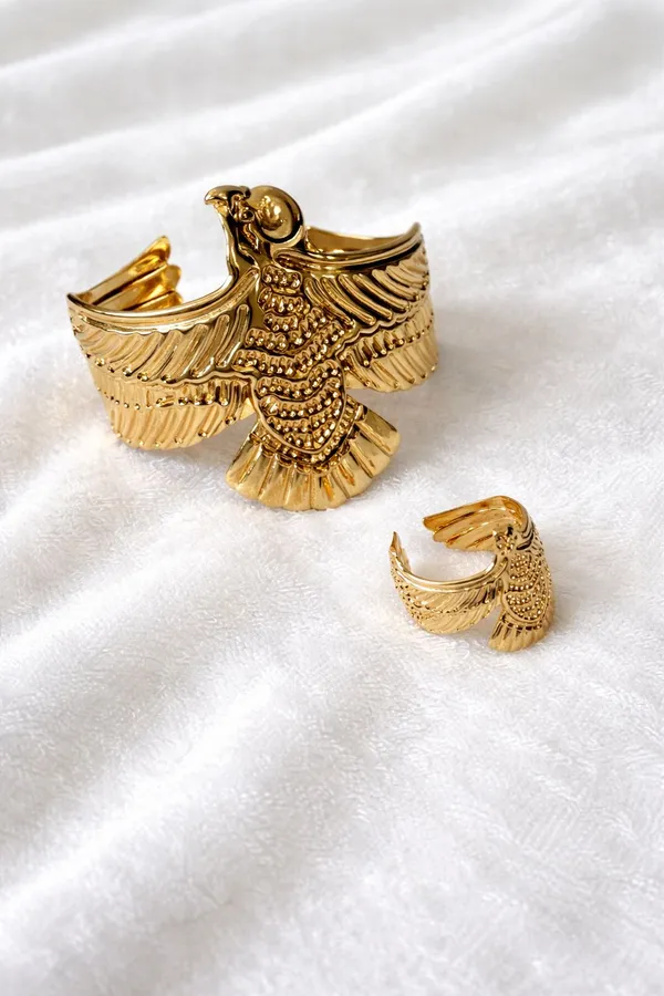 18_k_Gold-Plated_Eagle_Bracelet_And_Ring_Set