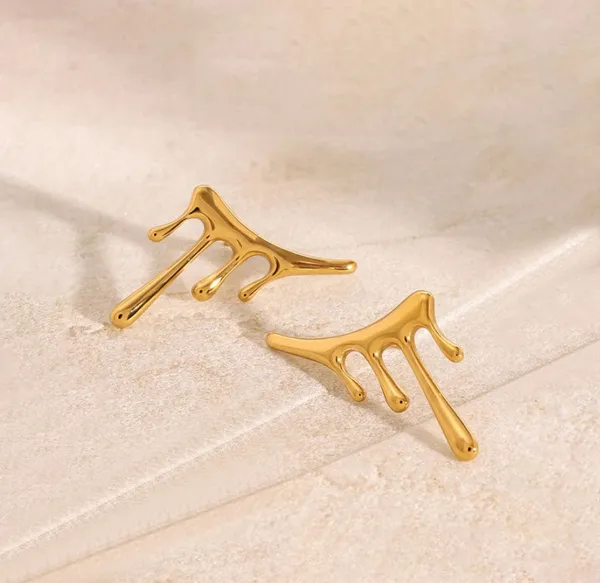 Gold-Toned_Abstract_Drip_Ear_Climber_Earrings