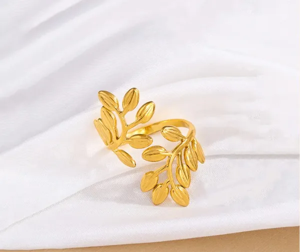 Golden_Leaf_Design_Adjustable_Ring