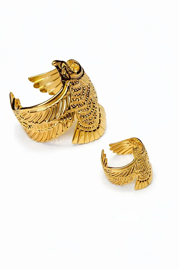 18_k_Gold-Plated_Eagle_Bracelet_And_Ring_Set