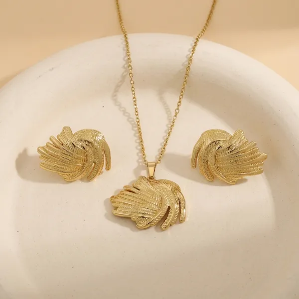 Gold-Plated_Leaf_Design_Jewelry_Set_(Necklace_And_Earrings)