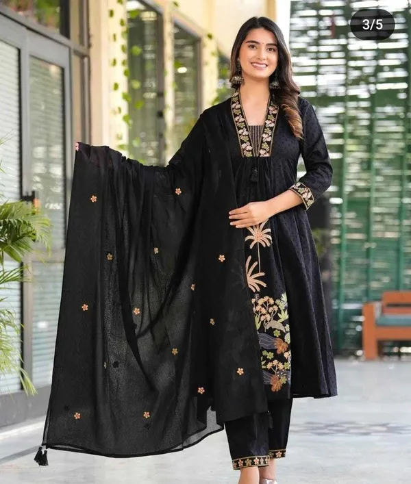Women_S_Cotton_Embroidery_Kurti_With_Pant_Set