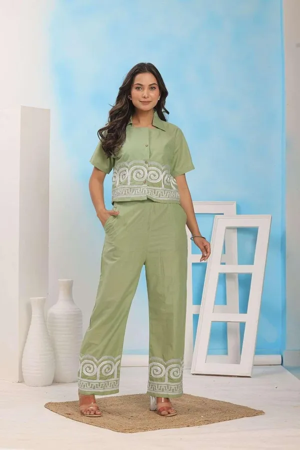 Women_S_Cotton_Embroidered_Crop_Top_And_Pant_Co_Ord_Set