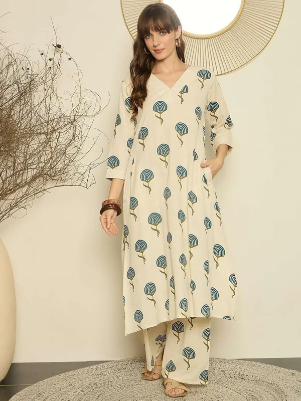 Women_S_Cotton_Printed_Kurti_With_Palazzo_Set